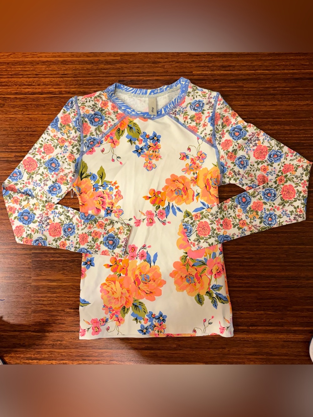 Maaji Free Spirit Floral Long Sleeve Rashguard Swim Top – Size Small NWOT